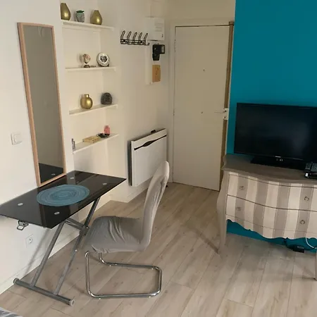 Apartman Cosy And Charming In